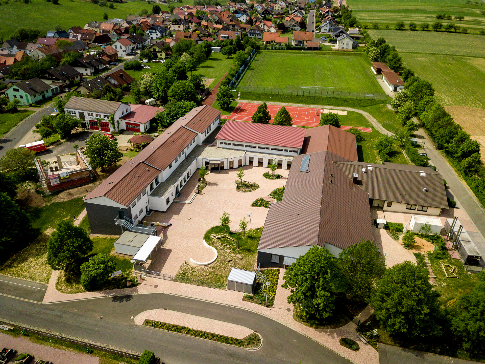 Luftaufnahme Spessart-Grundschule Bischbrunn
