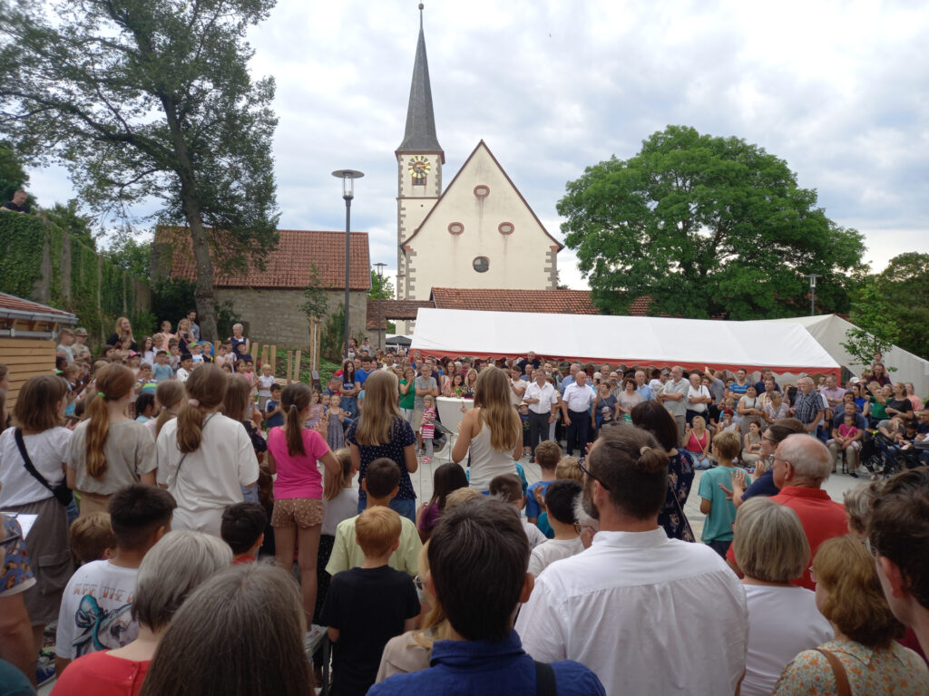 Einweihung Grundschule Aschfeld