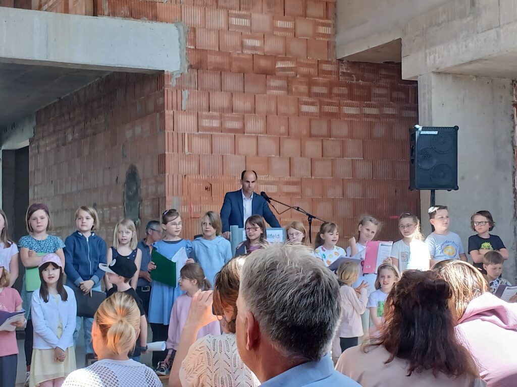 Richtfest der Grundschule Hollfeld